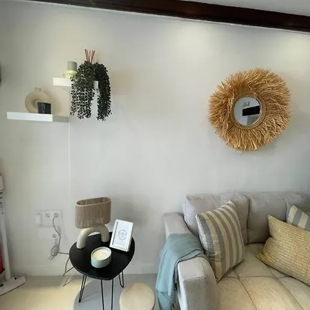 Apartment Cozy 1-bdrm In Center *
