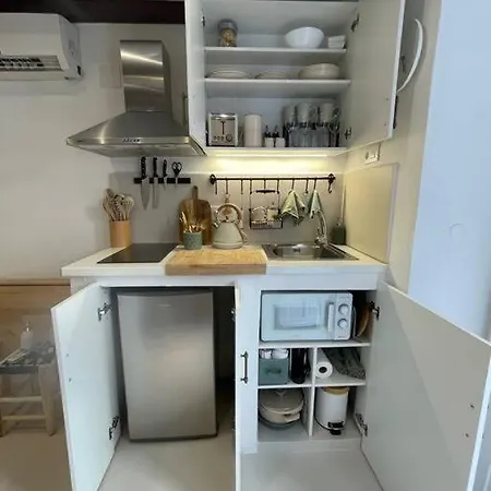 Cozy 1-bdrm In Center Alicante