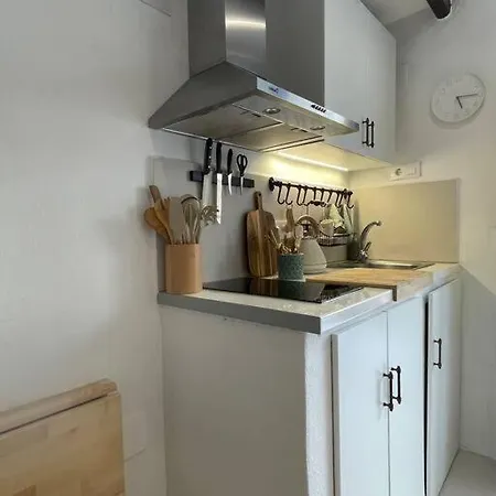 Apartamento Cozy 1-bdrm In Center *